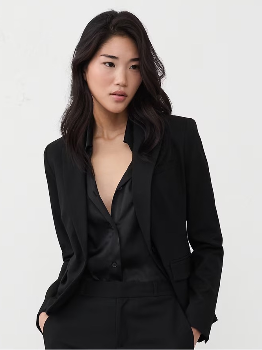 Banana Republic Women’s Classic Blazer in Black, Size 4